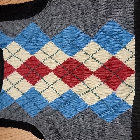 Children's Place Argyle Sweater Vest - Picture 4 of 6